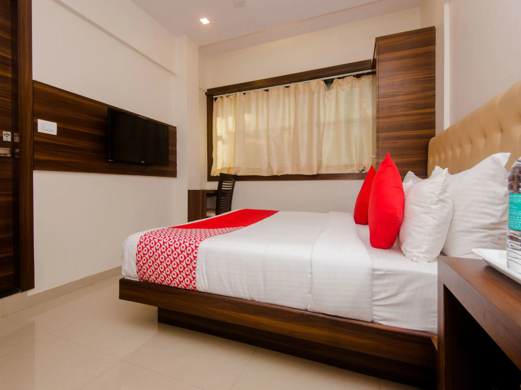 OYO 14984 Hotel Mumbai International