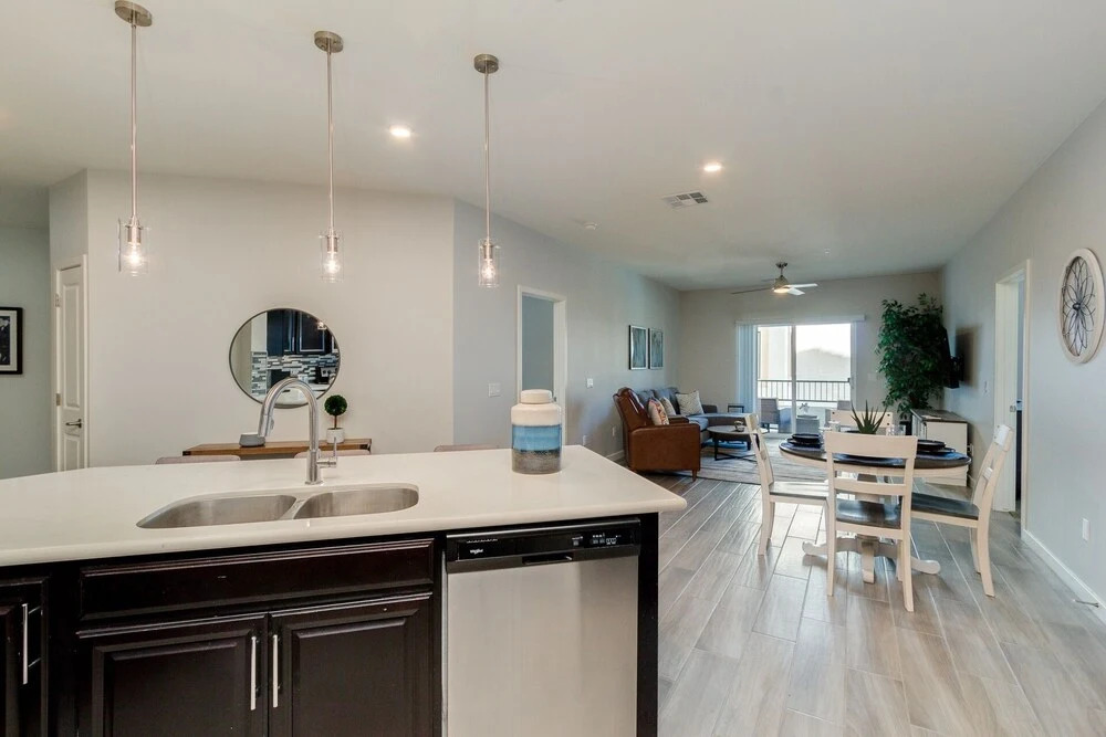 Resort Poolside Two Bedroom + Office and 2 Masters! 30 Night Minimum! by Redawning