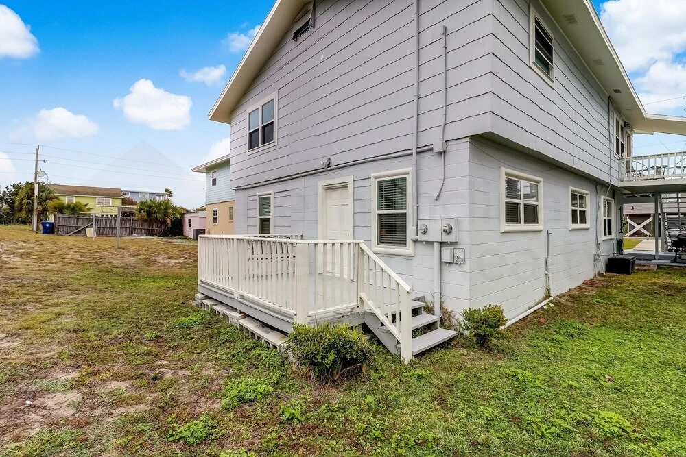 343 N Fletcher Ave B-upstairs 3 Bedroom Home by Redawning