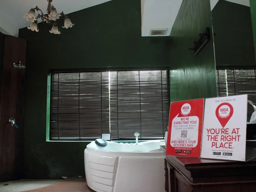Nida Rooms Central Suan Kaew 13 Mall