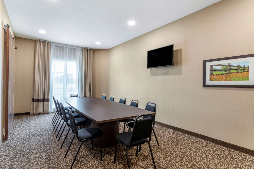 Comfort Inn & Suites Waller