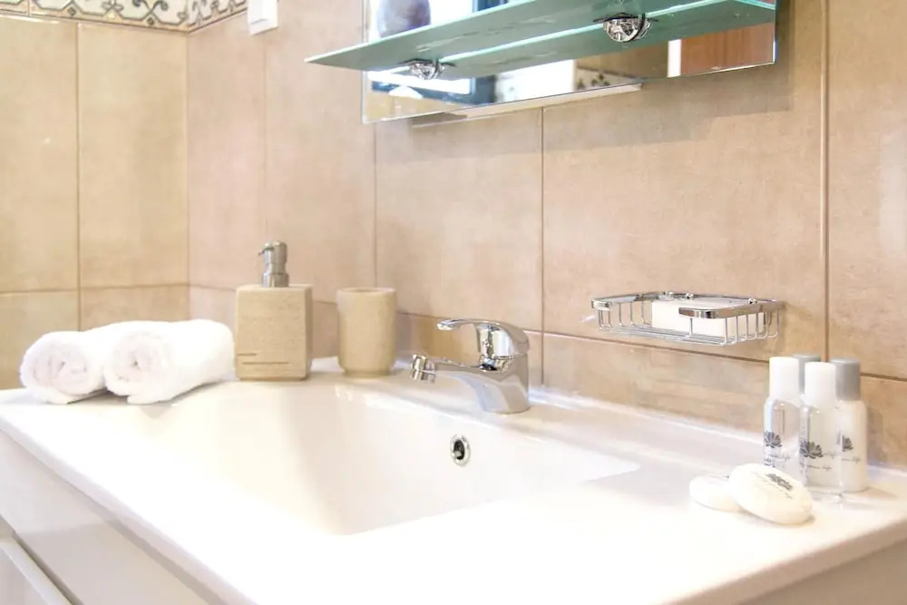 House With One Bedroom In Faja Da Ovelha With Wonderful Sea View Furnished Terrace And Wifi