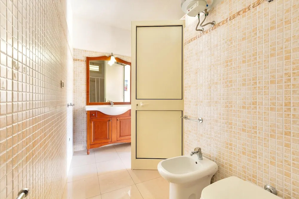 2147 Villa Giulia & Sara
