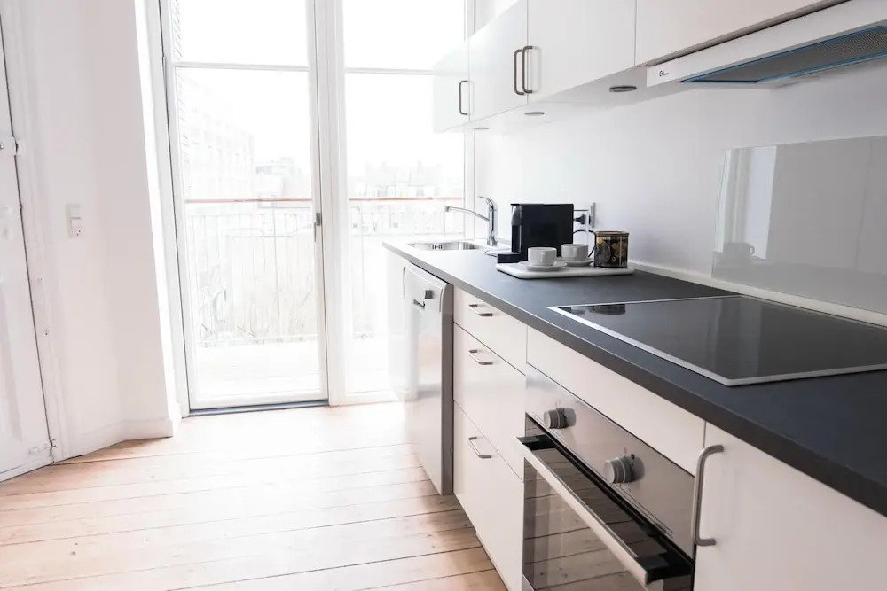 2-bed With Private Balcony