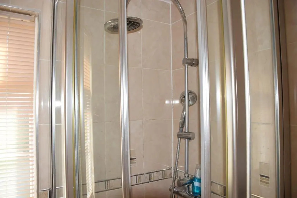 Boundary Road, 1 Bedroom & 2 Bedroom Flats