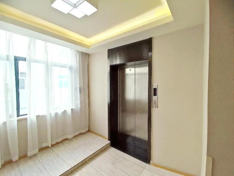 Ji Hotel Shanghai Caohejing Gumei Road