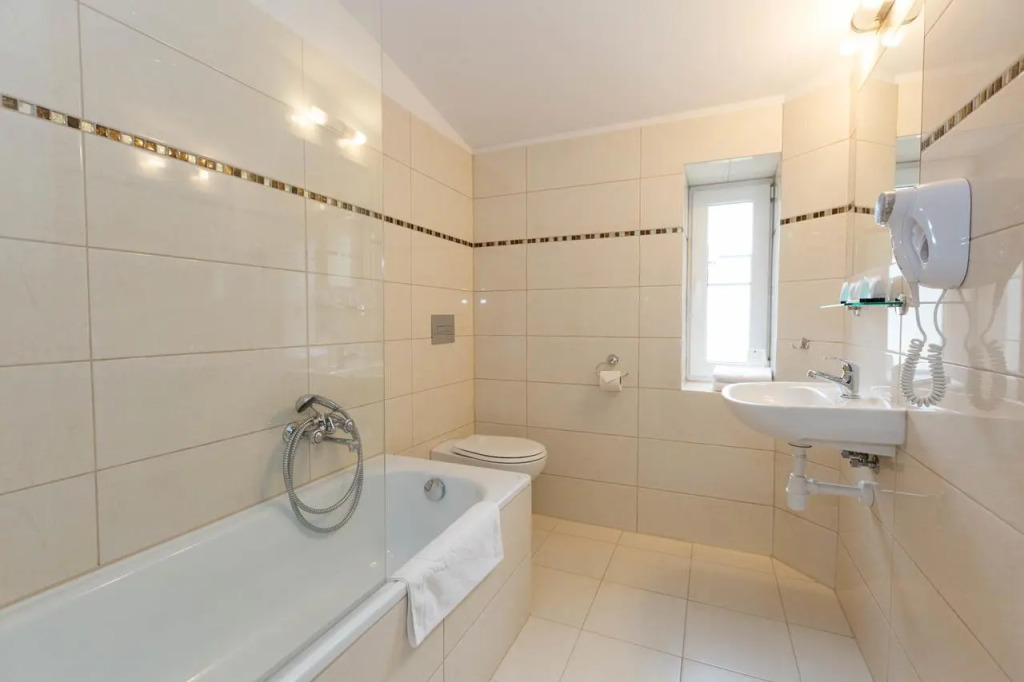 Leone Aparthotel