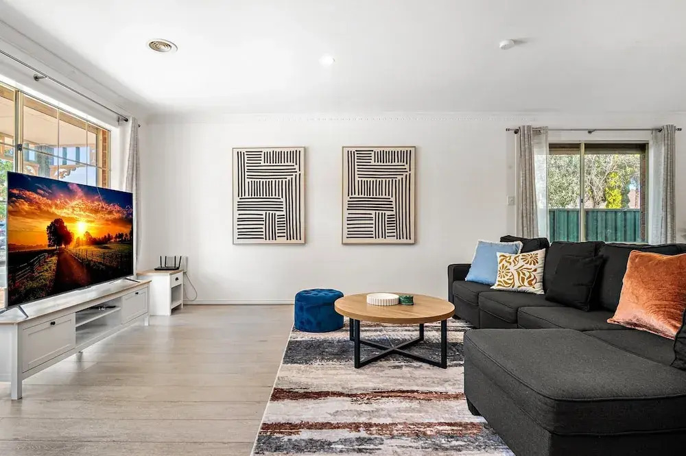 Comfortable Family Stay in Caroline Springs