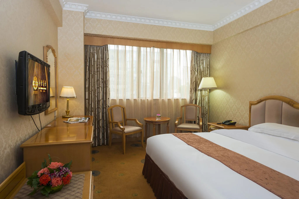 Zhuhai Overseas Chinese Hotel