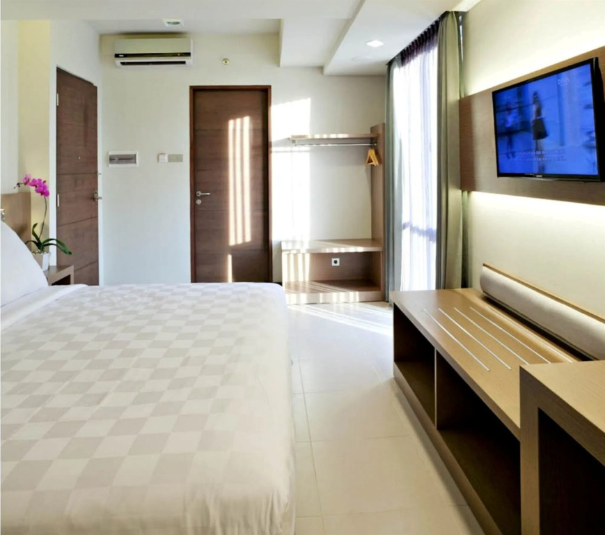 Euphoria Hotel
