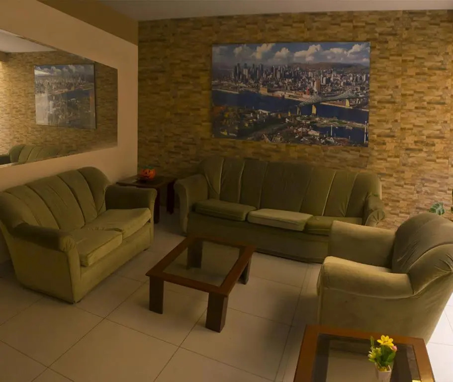 Montreal Hostal