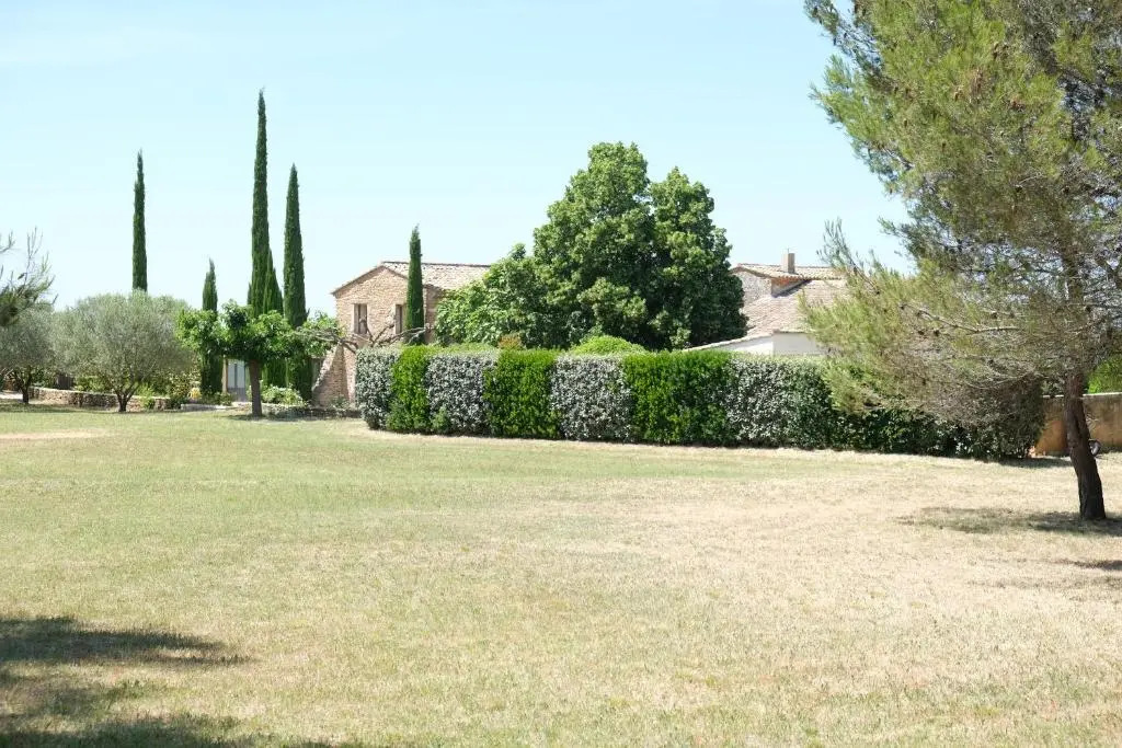 Charming vacation rental with a swimming pool in the heart of Luberon Natural Park,13 people LS2-306 ANDOURETO