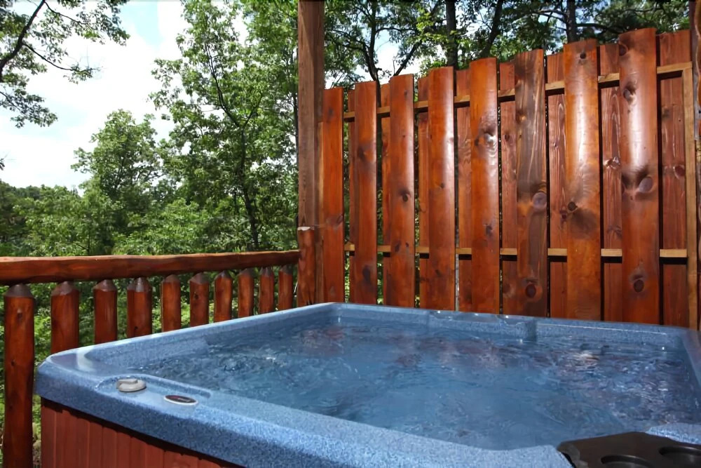 Together Again 2 Bedroom Home with Hot Tub