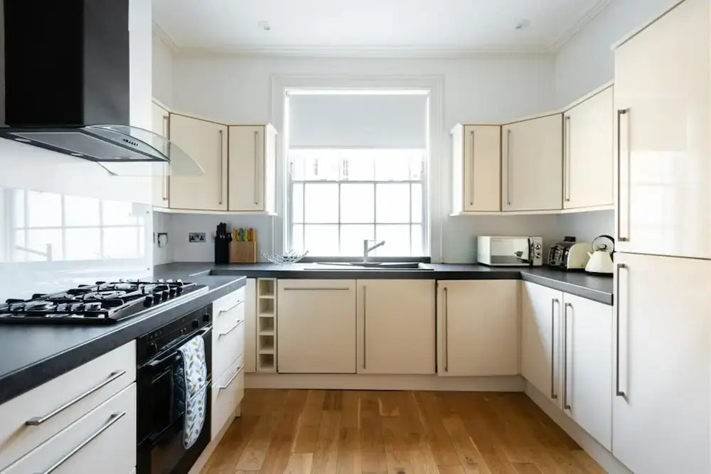 The Kings Row- Quiet 3BD Near Kings Cross