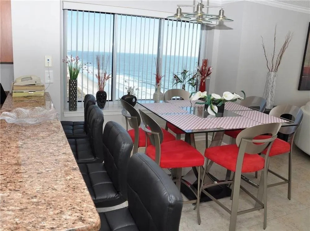Crescent Shores 1501 - 4 Br condo by RedAwning