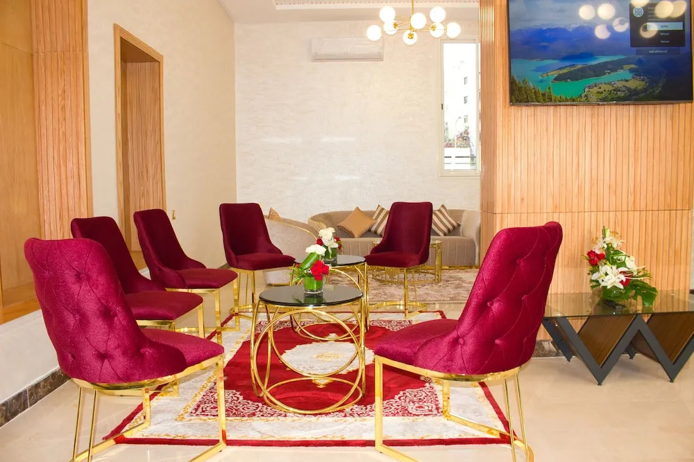 Great Holiday Apart-Hotel & Penthouse