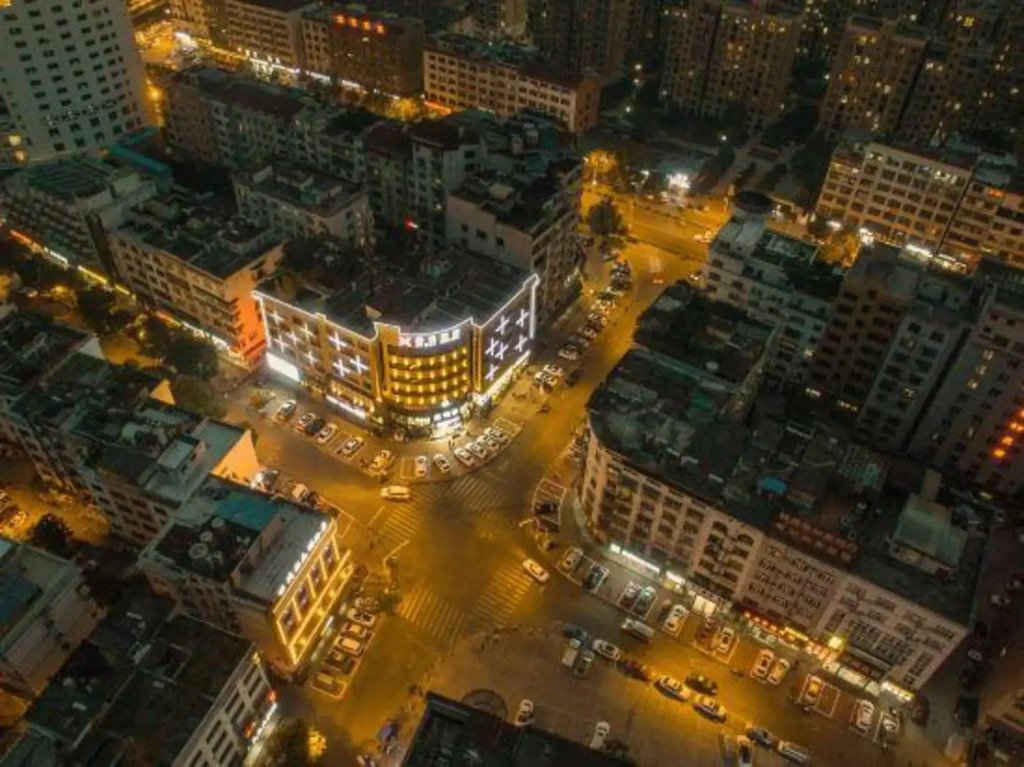Xibei Hotel (Yongkang West Station Baolong Square Pedestrian Street)