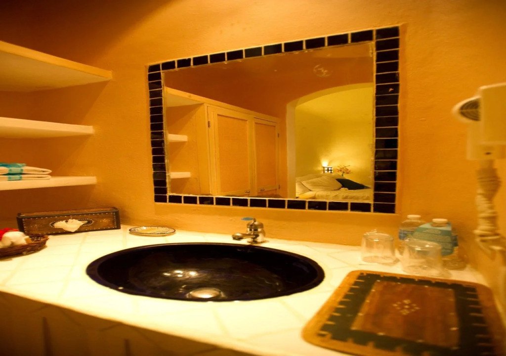 Aqualuna Hotel