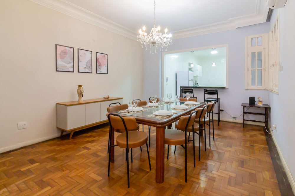 2 Minutes From Copacabana Beach A306
