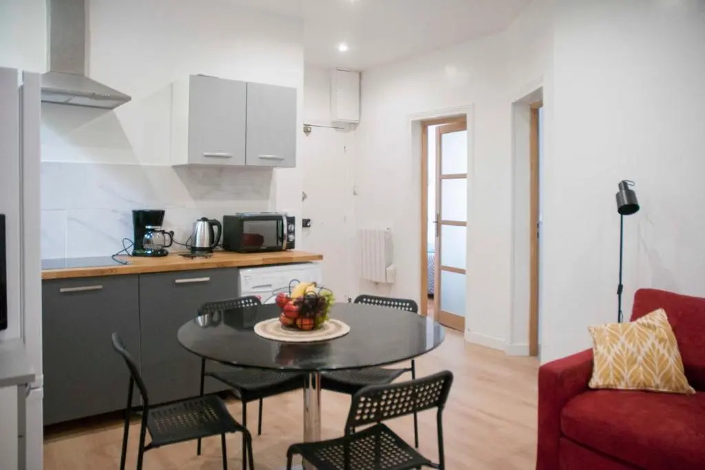 Bright 45m With Garden In Ivry Sur Seine