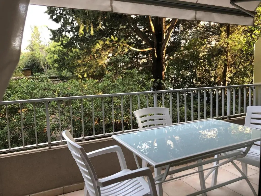 Appartement Saint-Raphaël, 1 pièce, 3 personnes - FR-1-466A-35