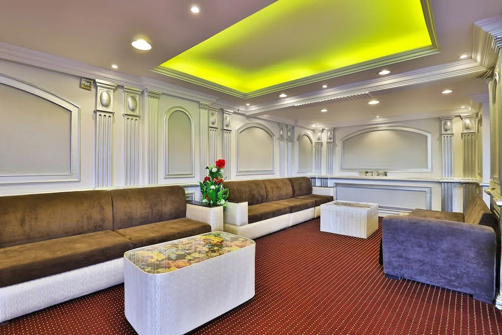 OYO 435 Hams Al Layali Hotel