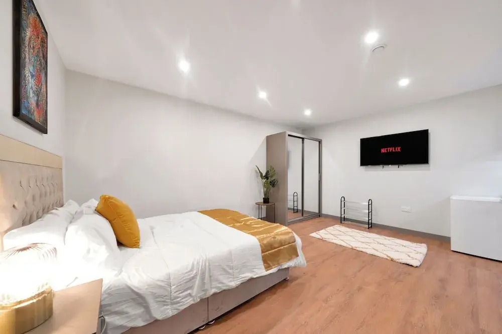 Kornel East London Apartment