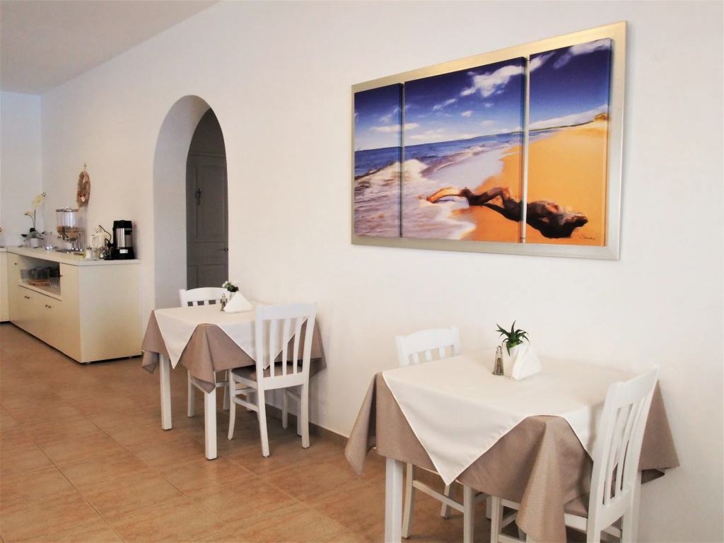 Kosmitis Suites & Villas