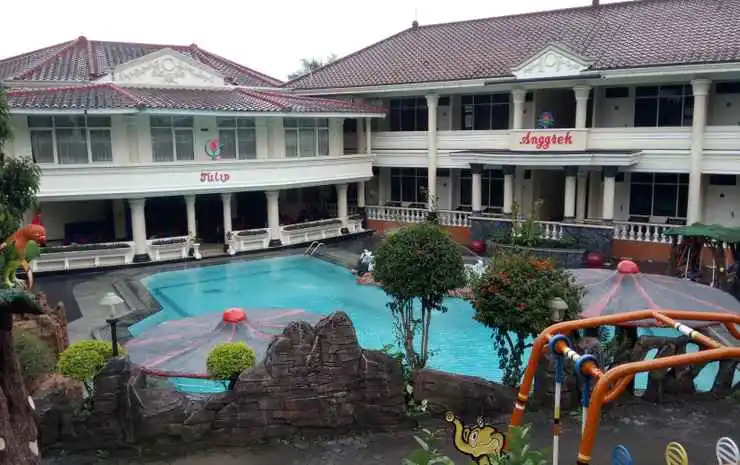 展玉德格拉比卢会议型酒店(Cianjur Delaga Biru Convention Hotel)