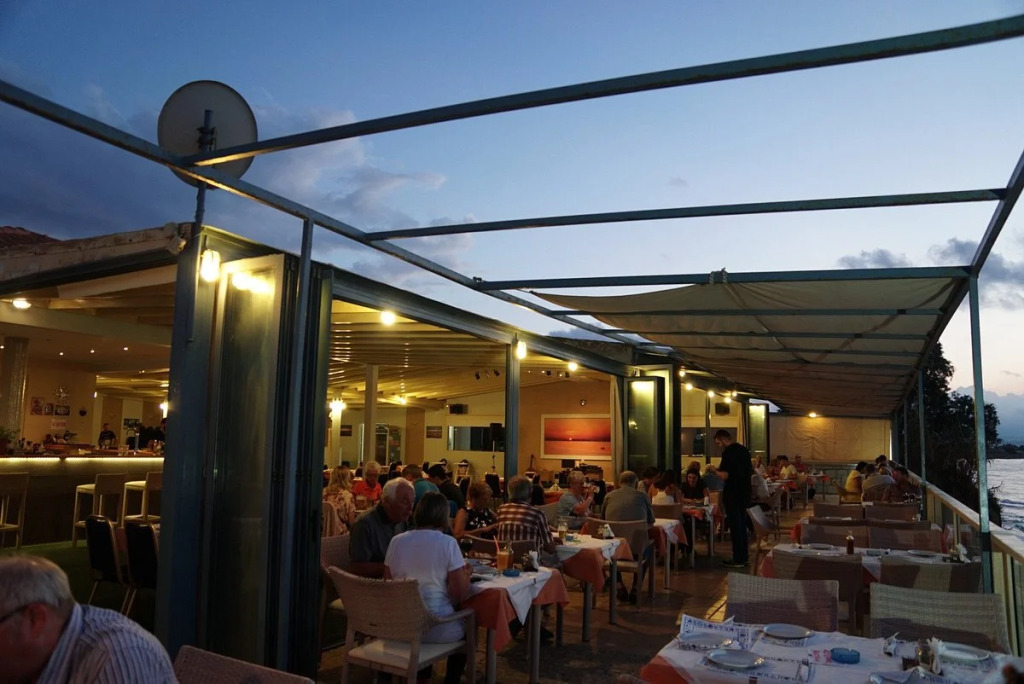 Thalassi Hotel
