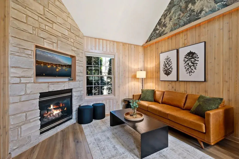 Spruce & Shore Motel