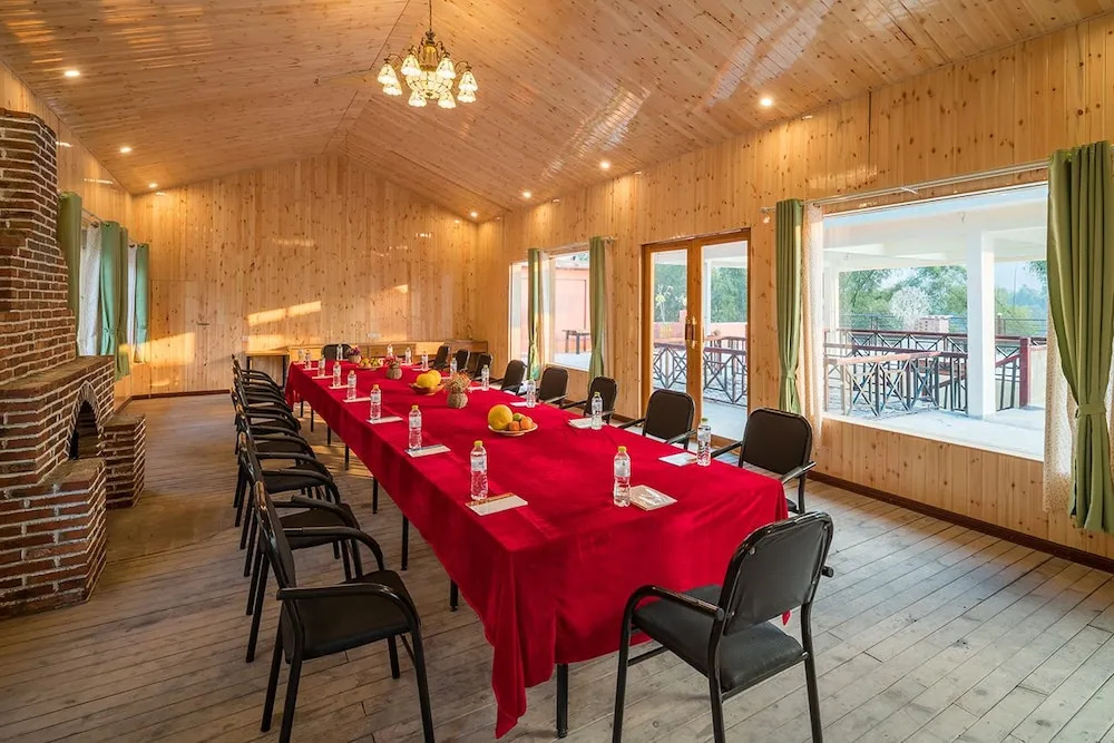 CTN LiRiver Boutique Hotel