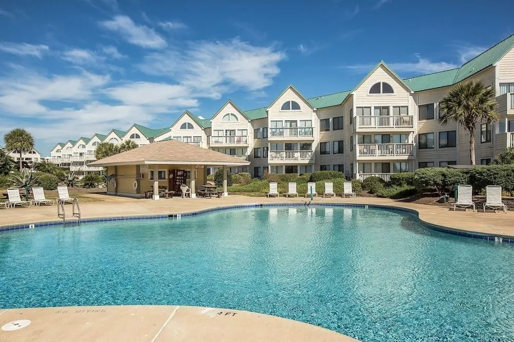 400 Plantation Condo Unit 2505 - 1 Br condo by RedAwning