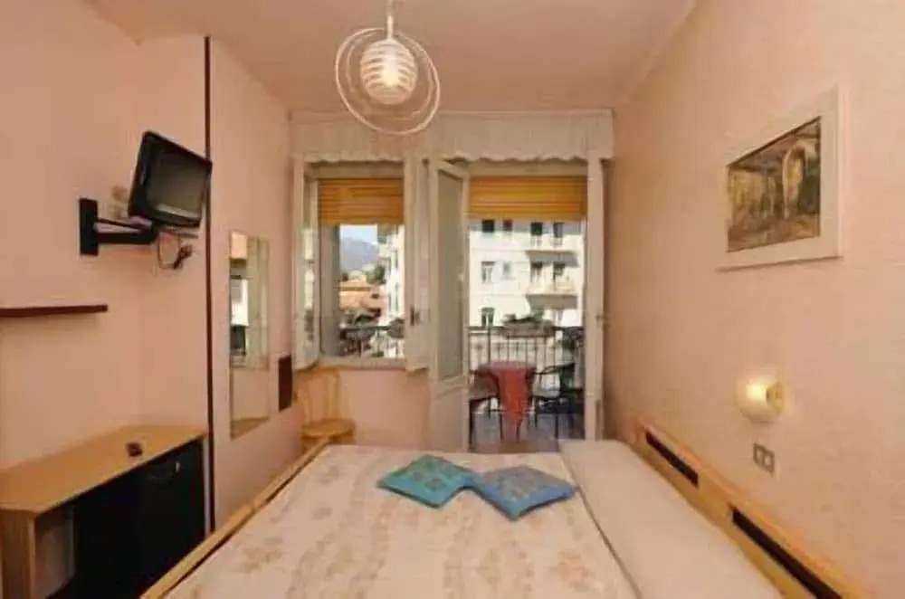 Hotel Elena