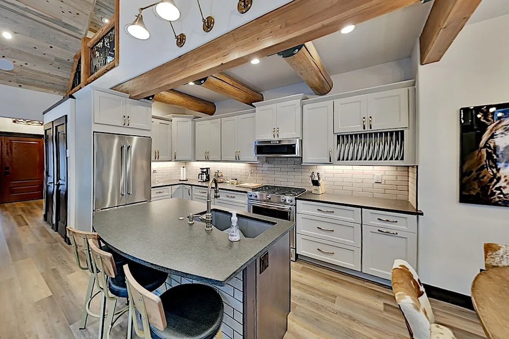 136calld 4 Bedroom Home