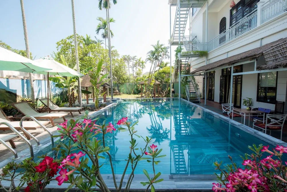 M2luxe Nipa Riverside Hoian