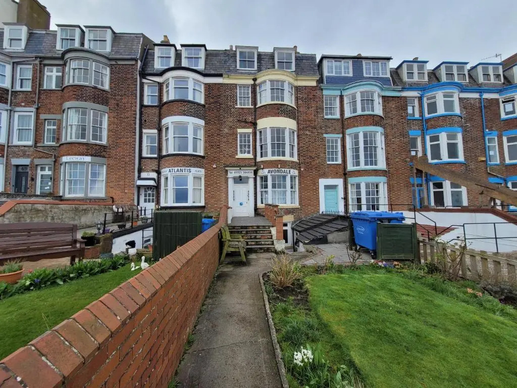 Sea view Penthouse flat 6 with fast WiFi and Free PARKING