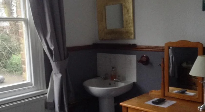 Becket Guest House