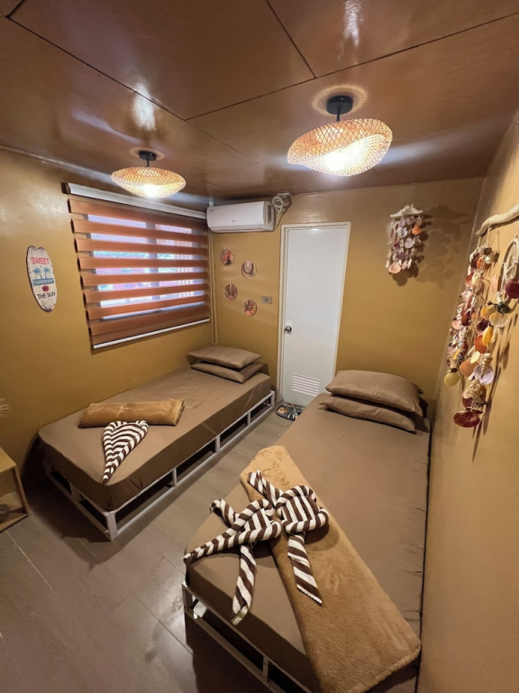 L Casa
