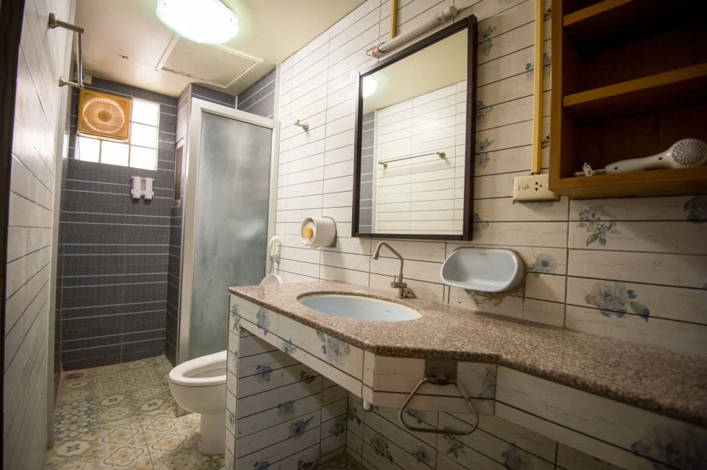 Victory Park Hostel - Maya Hostel