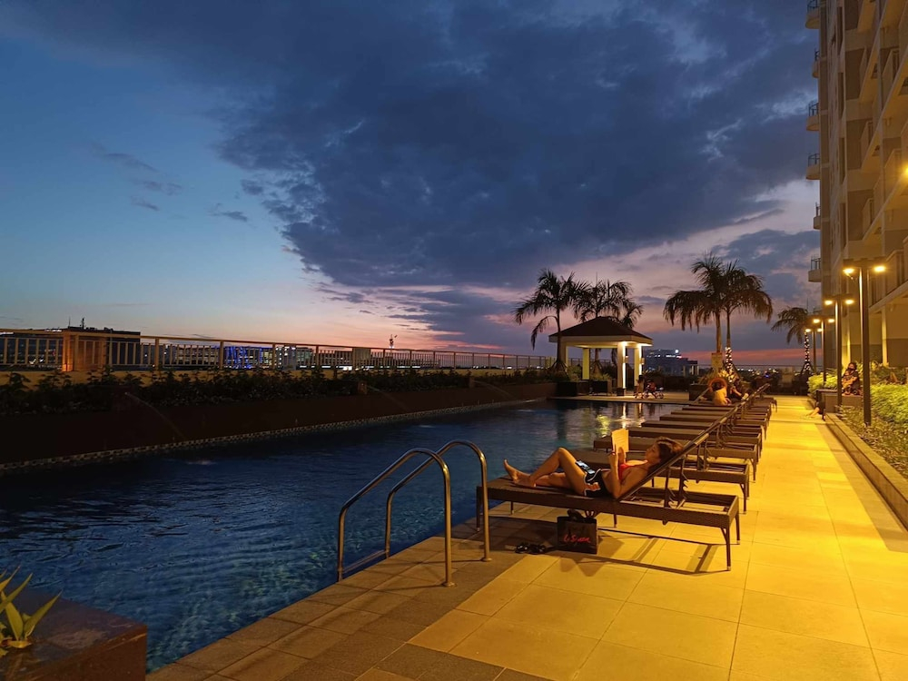 Jk Coastal Inn