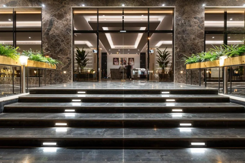 فندق ترى النزهة -Tura Hotel AlNuzha