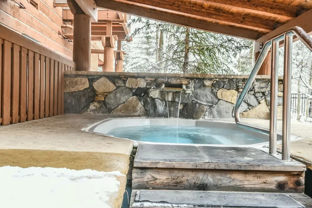 Jack Pine 8025 by SummitCove Vacation Lodging