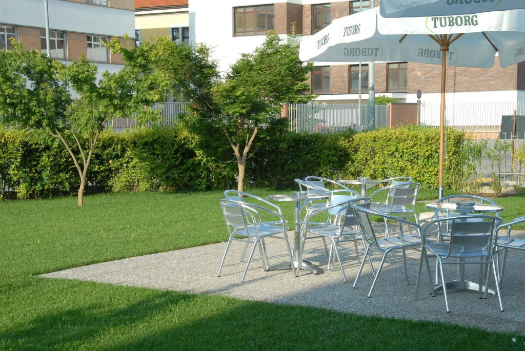 Groane Hotel Residence