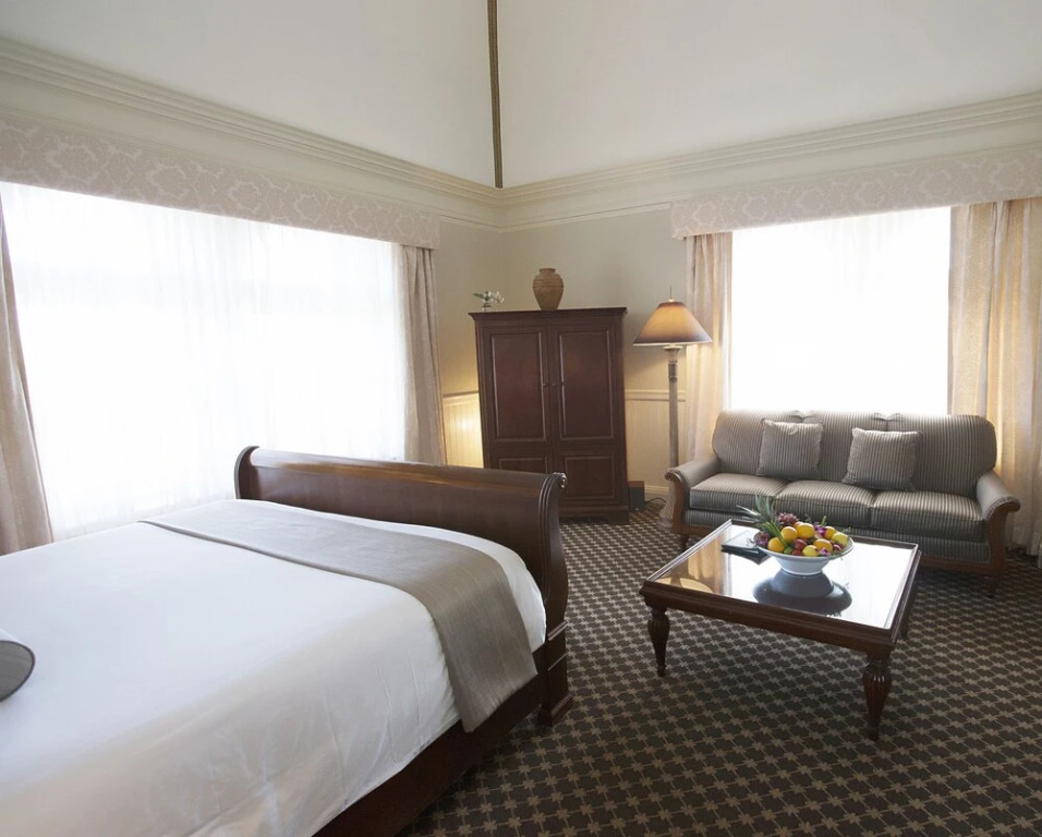 Oceancliff Resort I & II