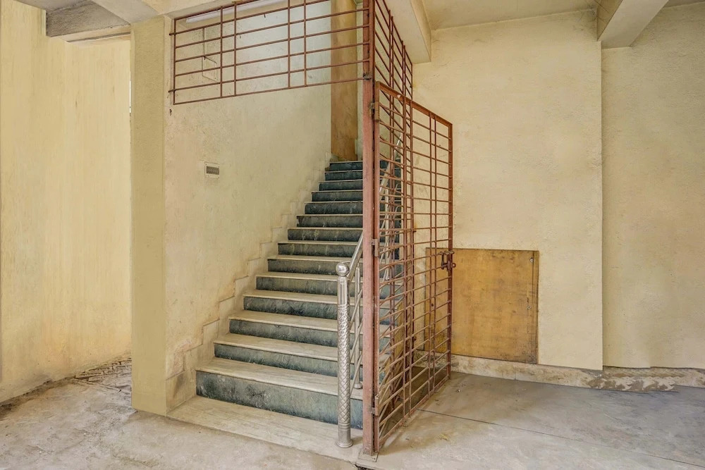 Hotel O Mission Hospital Durgapur Formerly Relax Guest House