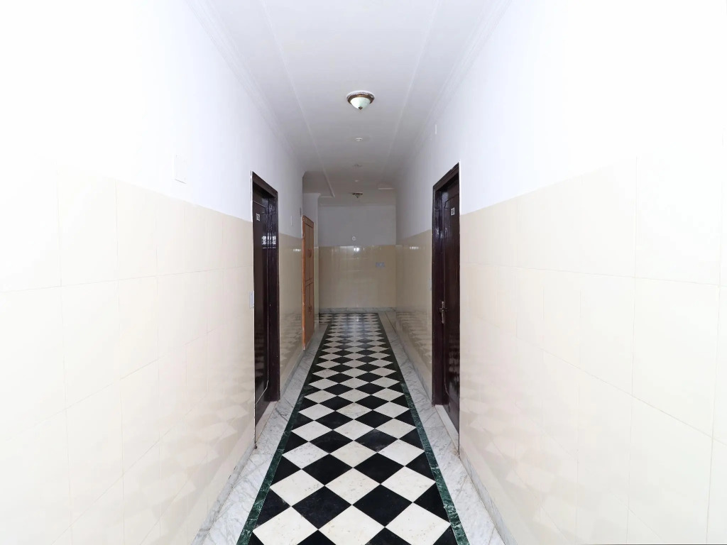 OYO 12939 Hotel Mehtab Regency