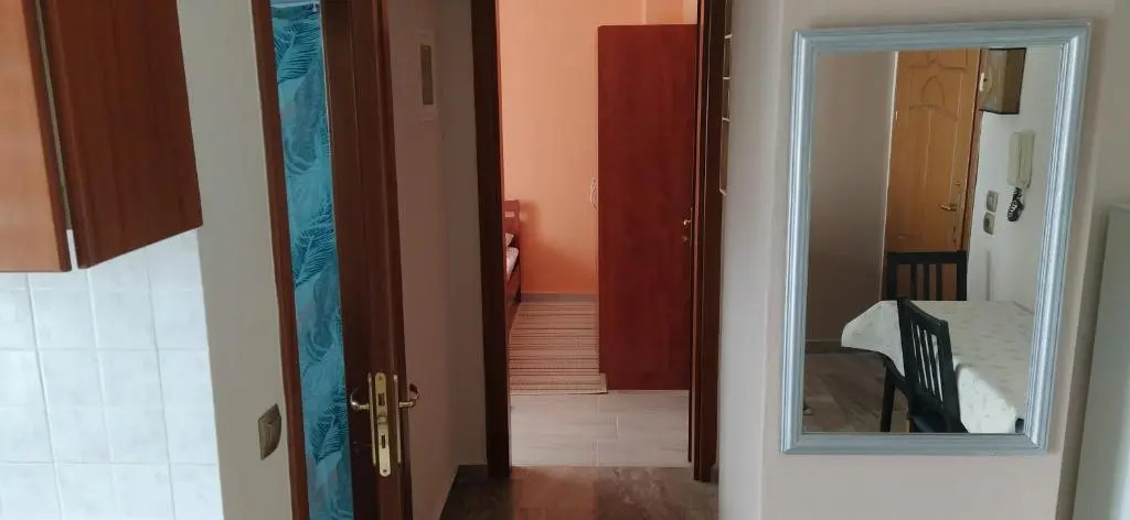 George's apartment Serres