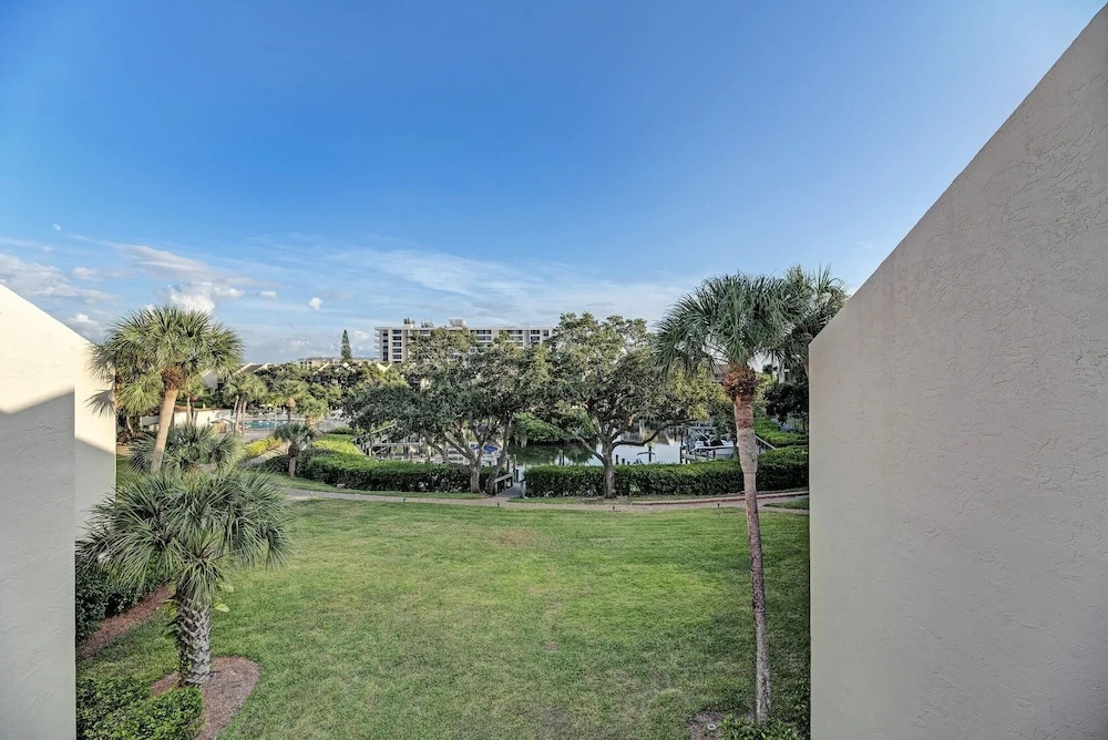 Midnight Cove Ii 733f - Spectacular Bayside Rental! 2 Bedroom Condo