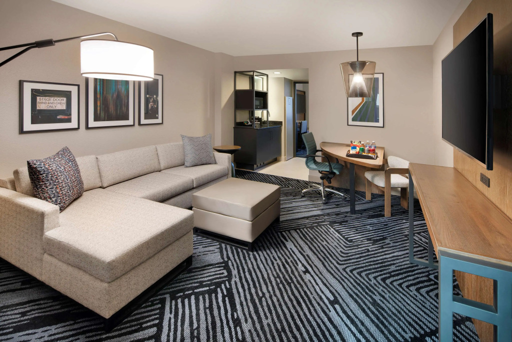 Embassy Suites by Hilton San Rafael at Marin Center